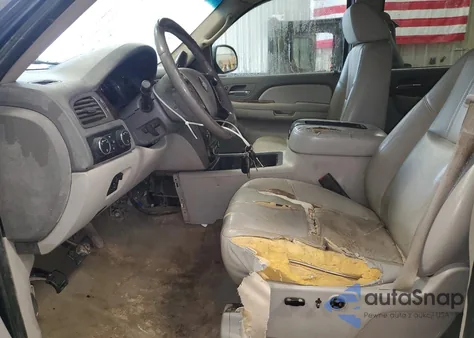 2007 Chevrolet Silverado K2500 Heavy Duty z USA, uszkodzony, nr VIN 1GCHK236X7F560723